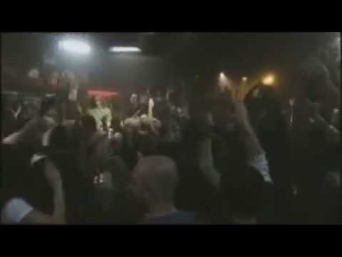 Cage The Elephant - In One Ear