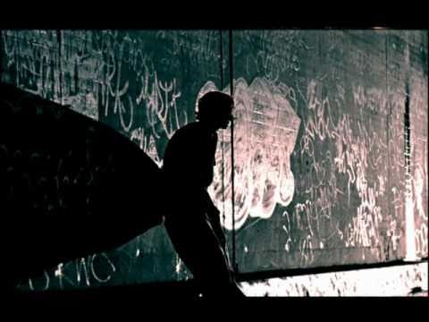Smile Empty Soul - Bottom Of A Bottle